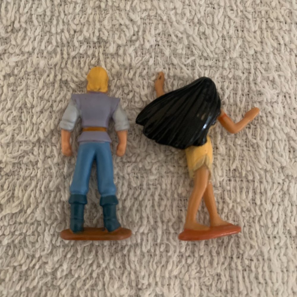 Vintage 90s Disney Pocahontas Mini Playset Polly Pocket Type - Picture 4 of 8